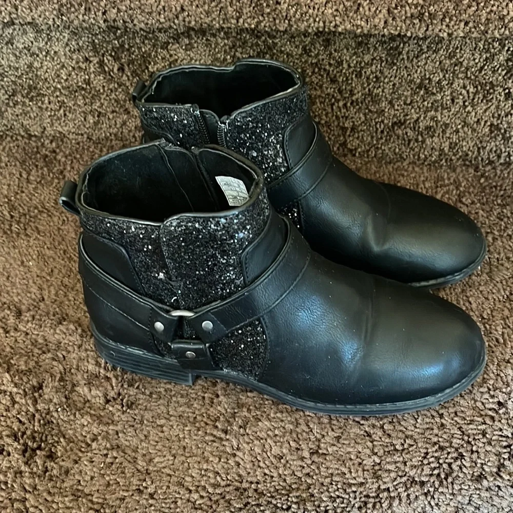 Rocketdog boots, size 5